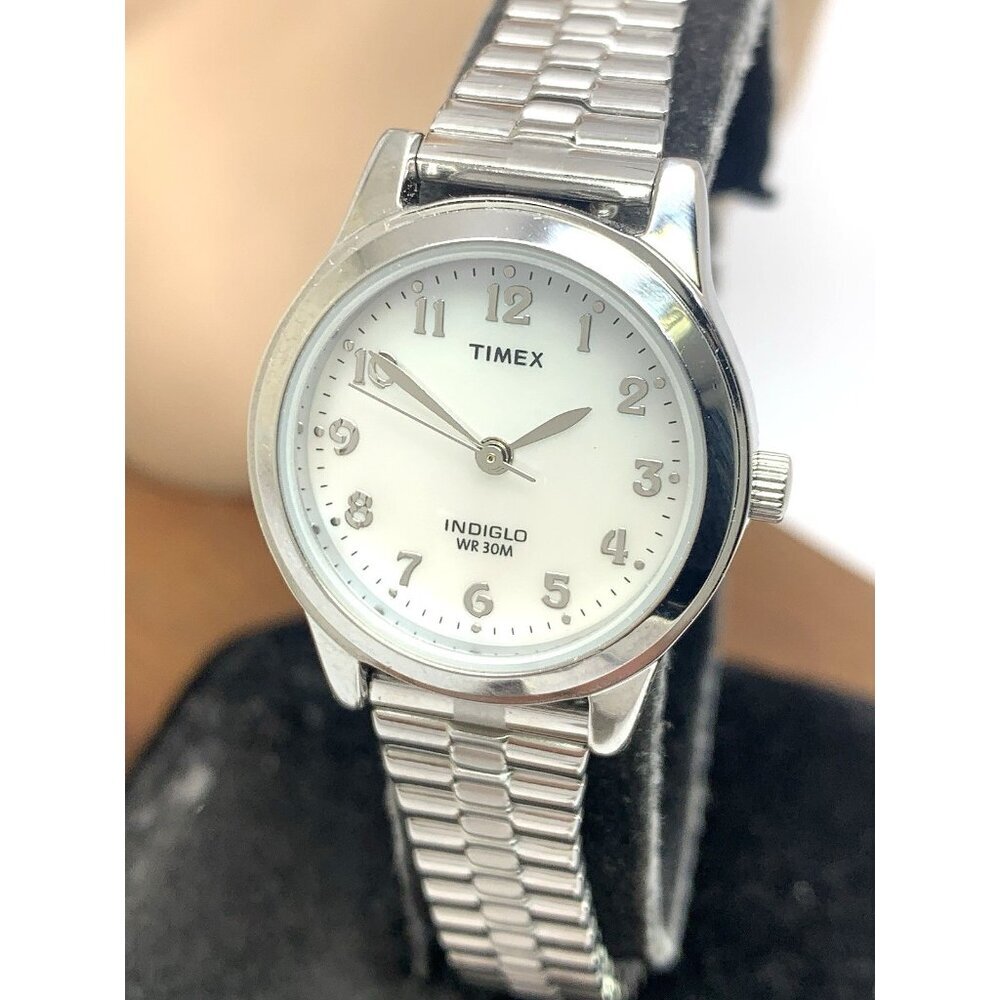 Timex Women's Watch TW2W14300 Indiglo Quartz Mother of Pearl Dial Expansion Band
